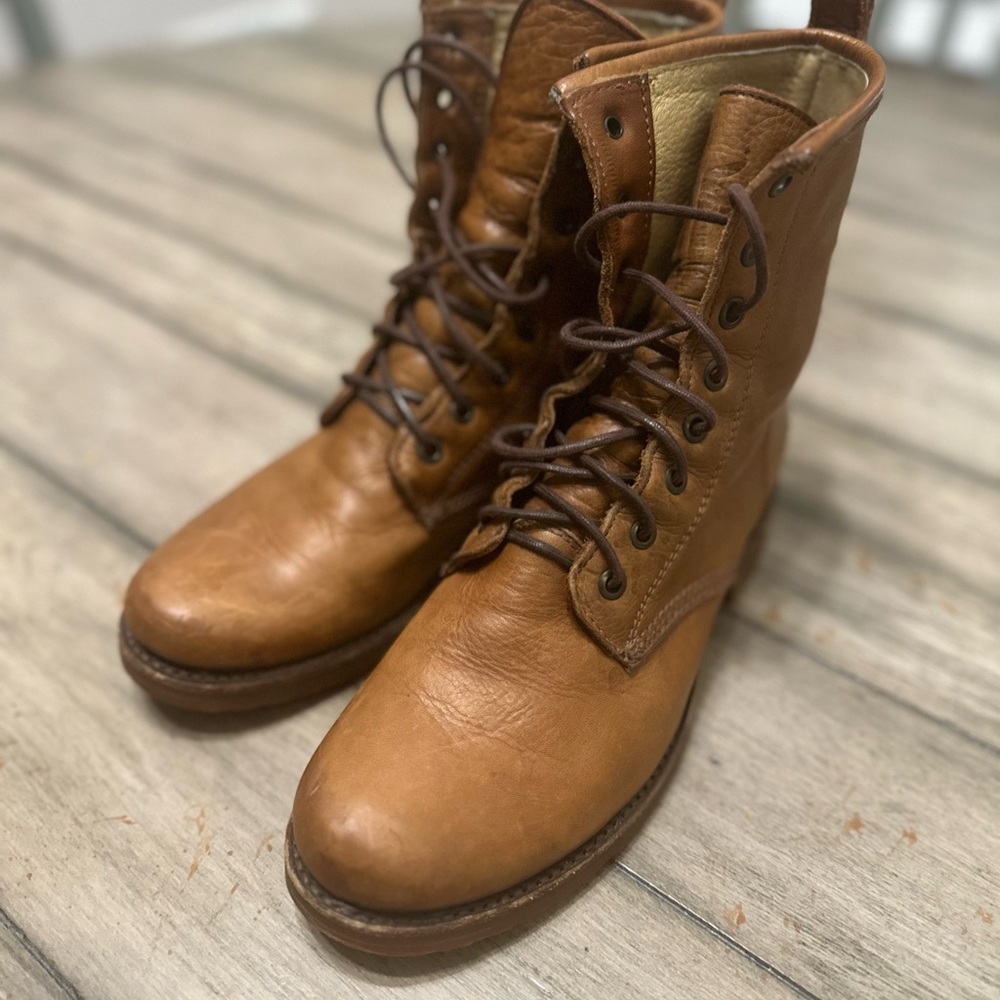 Frye Veronica Combat Whisky Size 8.5